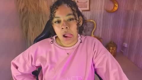 Snapshot of risada_temptation_s chatting on September 2025 12:54:01 PM Risada online show from September 2025 12:54:01 PM