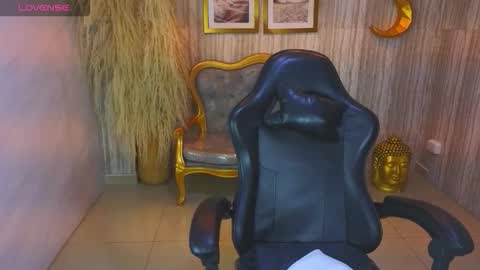 Snapshot of risada_temptation_s chatting on October 2025 03:14:02 AM Risada online show from October 2025 03:14:02 AM
