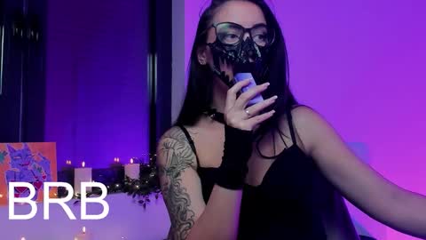 Miss Rita online show from November 2025 10:04:02 AM