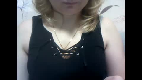 RiveraMaureen online show from December 2024 01:00:02 PM