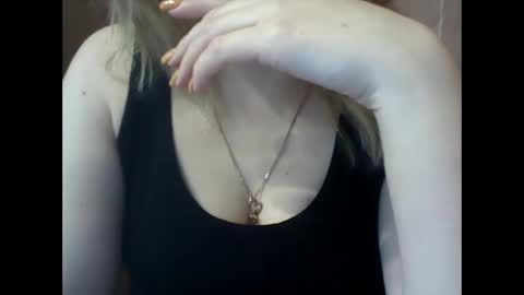 RiveraMaureen online show from February 2025 01:59:01 PM