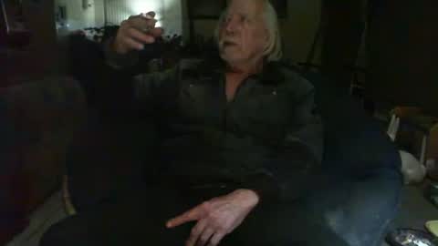 riveratggg online show from November 2025 07:48:02 PM