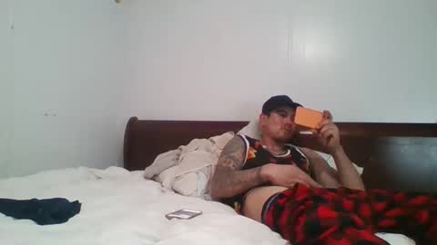 Snapshot of rngel_r chatting on November 2025 09:50:01 PM rngel_r online show from November 2025 09:50:01 PM