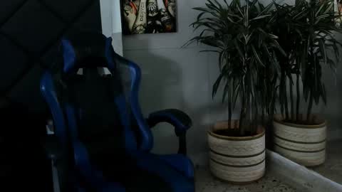 Roan Birkin online show from March 2026 07:42:01 PM