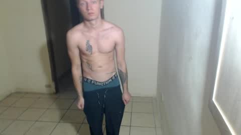 RoastingCorn online show from April 2026 03:48:01 AM