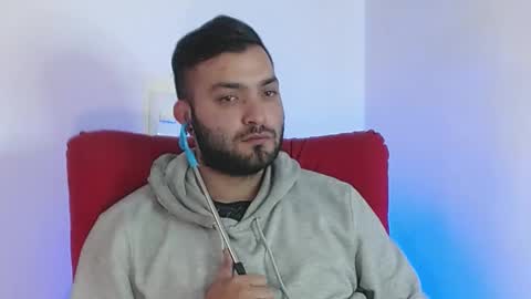 Stiven - online show from February 2025 04:35:01 PM