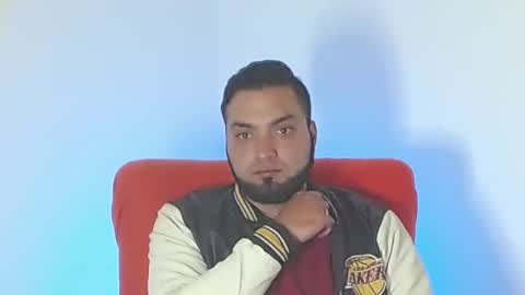 Stiven - online show from October 2025 06:05:01 AM