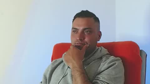 Stiven - online show from October 2025 09:22:01 PM