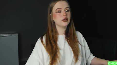 Lisa and Robert  i am online all days 900 am GMT3   online show from December 2025 04:07:02 AM