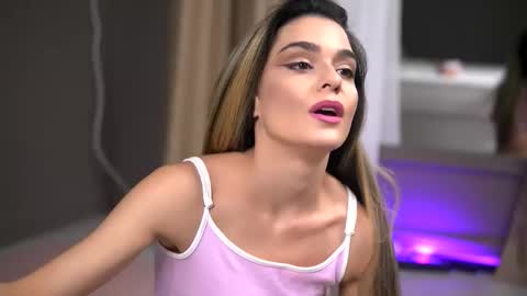 Roberta online show from November 2025 11:42:01 AM