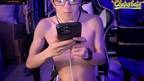 Robert Cici Jr. online show from November 2025 02:56:02 AM