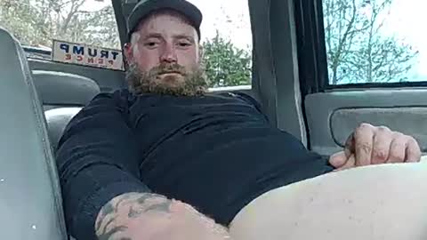 robertd5094 online show from February 2025 06:23:01 PM