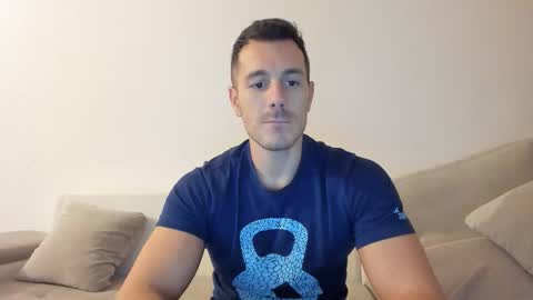 roberto4ever online show from November 2025 05:29:02 PM