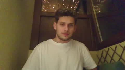 Snapshot of roberto_twink1 chatting on January 2025 01:18:02 AM Roberto online show from January 2025 01:18:02 AM