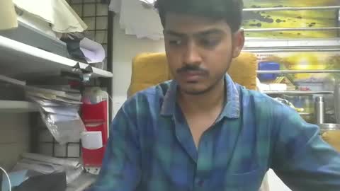 Robertsalia online show from March 2025 12:23:01 PM