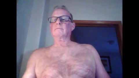 robo0000 online show from May 2026 11:45:02 PM