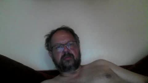 Snapshot of robxx32 chatting on June 2026 08:30:02 AM robxx32 online show from June 2026 08:30:02 AM