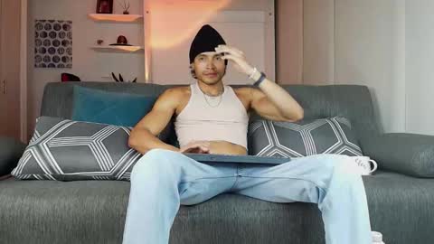 roby_millerr online show from January 2026 12:03:02 AM