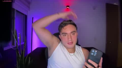 ROBYN online show from January 2026 02:38:01 AM