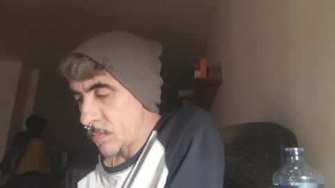 robynhotchilli online show from November 2025 02:14:01 AM