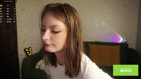 Snapshot of robynsentinella chatting on May 2026 02:39:01 AM robynsentinella online show from May 2026 02:39:01 AM