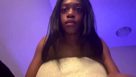 Snapshot of robynthegoddess chatting on February 2026 10:36:02 AM robynthegoddess online show from February 2026 10:36:02 AM