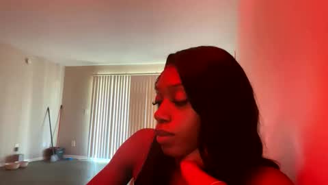 Snapshot of robynthegoddess chatting on May 2026 09:42:02 PM robynthegoddess online show from May 2026 09:42:02 PM