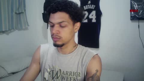 Rocco online show from November 2025 01:22:01 PM