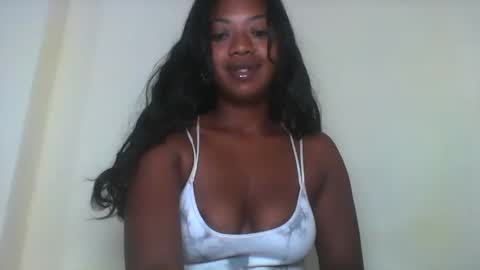 Snapshot of rochellinah chatting on April 2026 12:30:02 AM rochellinah online show from April 2026 12:30:02 AM