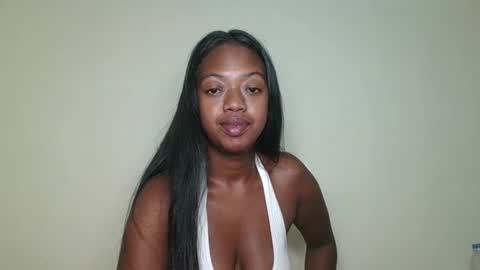Snapshot of rochellinah chatting on May 2026 12:15:01 AM rochellinah online show from May 2026 12:15:01 AM