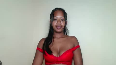 Snapshot of rochellinah chatting on May 2026 07:22:02 PM rochellinah online show from May 2026 07:22:02 PM