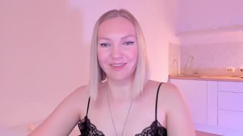 Snapshot of rock__baby chatting on December 2024 09:17:01 PM rock__baby online show from December 2024 09:17:01 PM