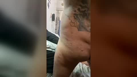 Snapshot of rock_hard_daddy_86 chatting on June 2026 07:01:02 AM rock_hard_daddy_86 online show from June 2026 07:01:02 AM