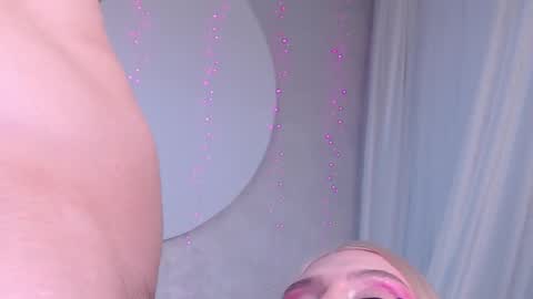 Lina and Den online show from February 2026 07:01:01 AM