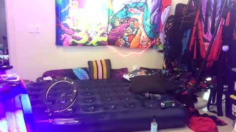 rod77knee online show from December 2024 03:38:02 AM