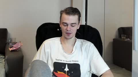 taylor fox online show from February 2025 03:52:02 PM