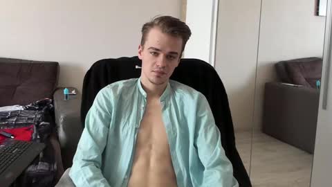 taylor fox online show from February 2025 09:56:01 AM