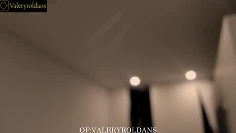 Snapshot of roldansvalery chatting on January 2025 02:37:02 AM Valery Roldans online show from January 2025 02:37:02 AM