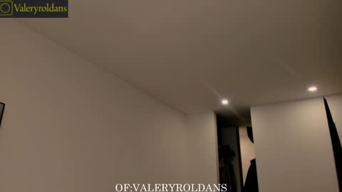Snapshot of roldansvalery chatting on February 2025 12:07:01 AM Valery Roldans online show from February 2025 12:07:01 AM