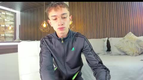 Snapshot of rolito18_ chatting on February 2025 12:59:01 PM twink juli online show from February 2025 12:59:01 PM