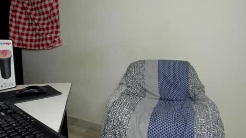 rolling_05 online show from March 2026 02:04:01 AM