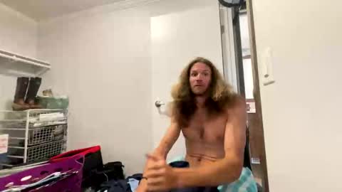 Rollinintheweeds online show from May 2026 01:51:02 PM