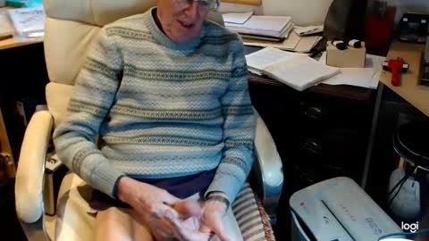 Snapshot of rolydawe chatting on February 2026 02:24:02 PM rolydawe online show from February 2026 02:24:02 PM