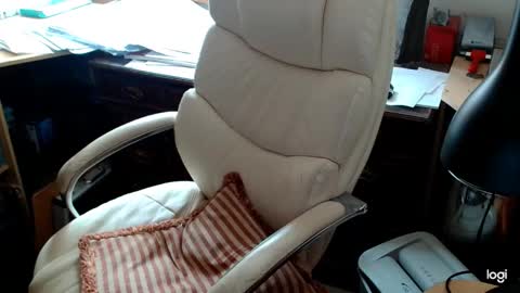 Snapshot of rolydawe chatting on March 2026 11:59:02 AM rolydawe online show from March 2026 11:59:02 AM