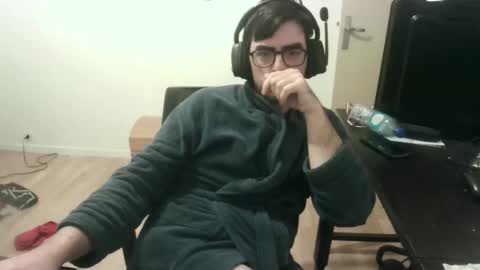 romainb72 online show from February 2026 06:33:02 PM