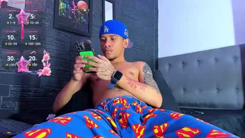 Roman Cartier online show from December 2025 07:03:02 AM