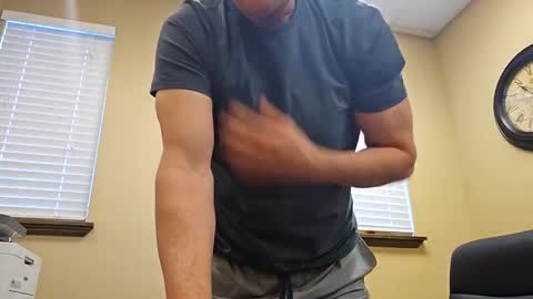 Snapshot of romanteeks chatting on January 2025 06:52:01 PM romanteeks online show from January 2025 06:52:01 PM