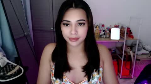 Snapshot of romantic_kath chatting on May 2026 08:03:02 PM KATH online show from May 2026 08:03:02 PM