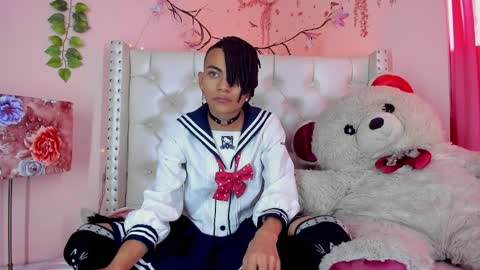 Snapshot of romeo_laurient chatting on April 2026 08:20:02 PM ROMEO online show from April 2026 08:20:02 PM