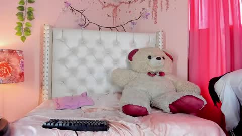 Snapshot of romeo_laurient chatting on April 2026 08:46:01 PM ROMEO online show from April 2026 08:46:01 PM